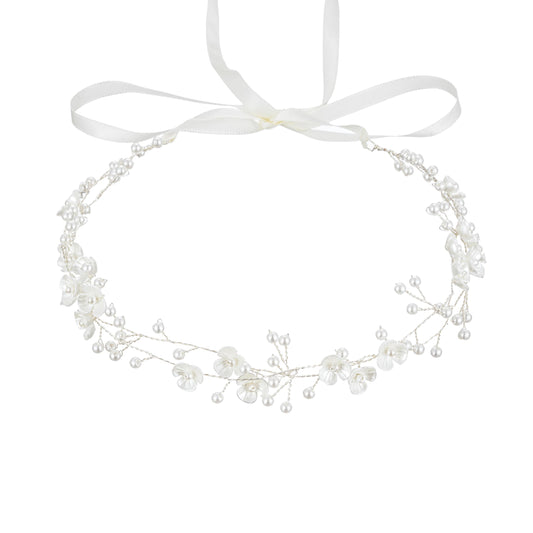 527&huan front view headband showcasing white flowers and pearls, elegant accessory
