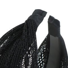 ACO-UINT lifestyle image outdoors adding casual-boho finishing touch
