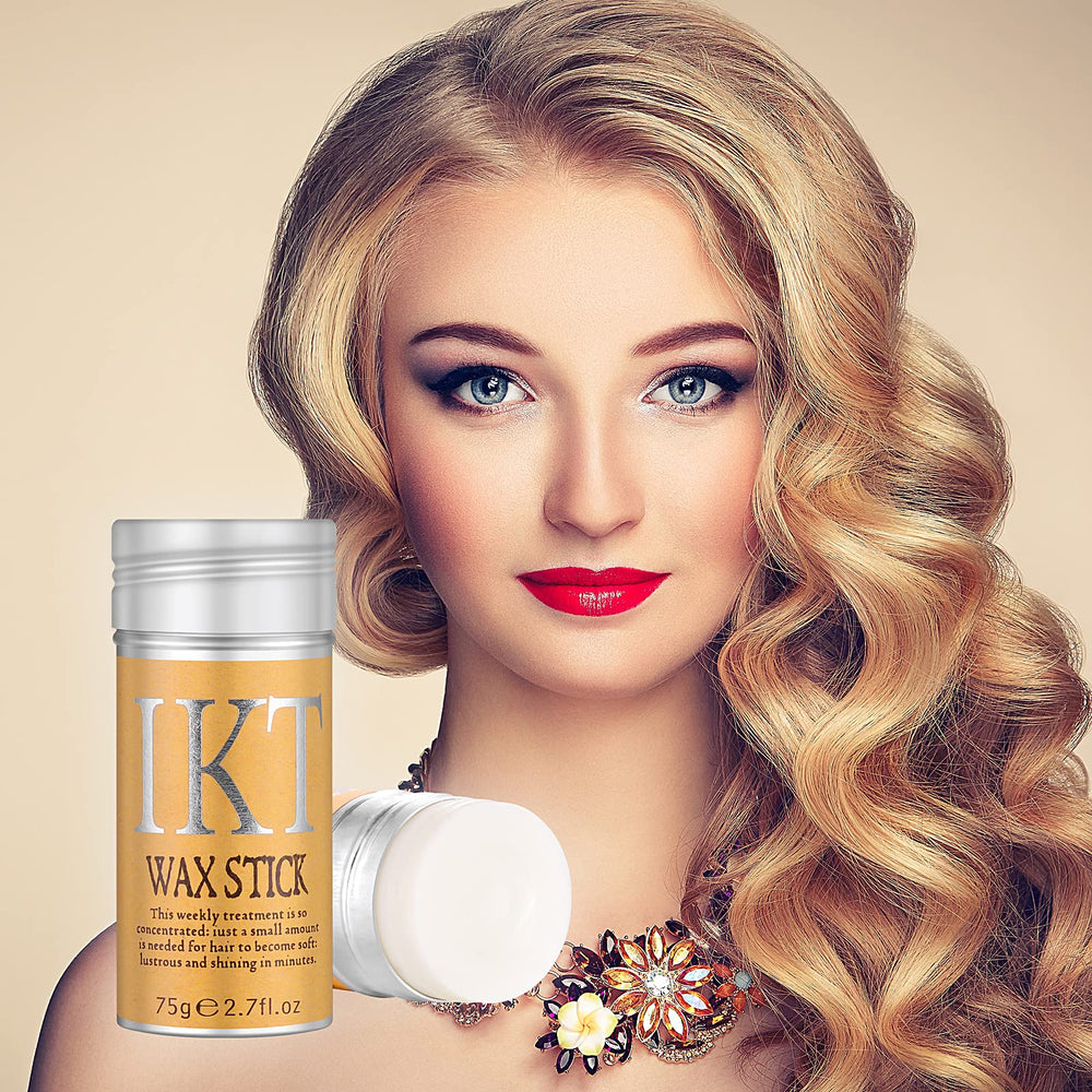 Acosexy texture close-up revealing smooth wax surface and nourishing oil blend