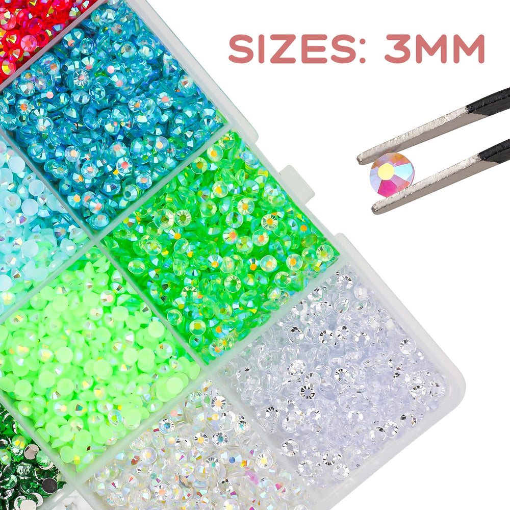 Acrridi close-up of multicolor resin gems highlighting sparkle benefit