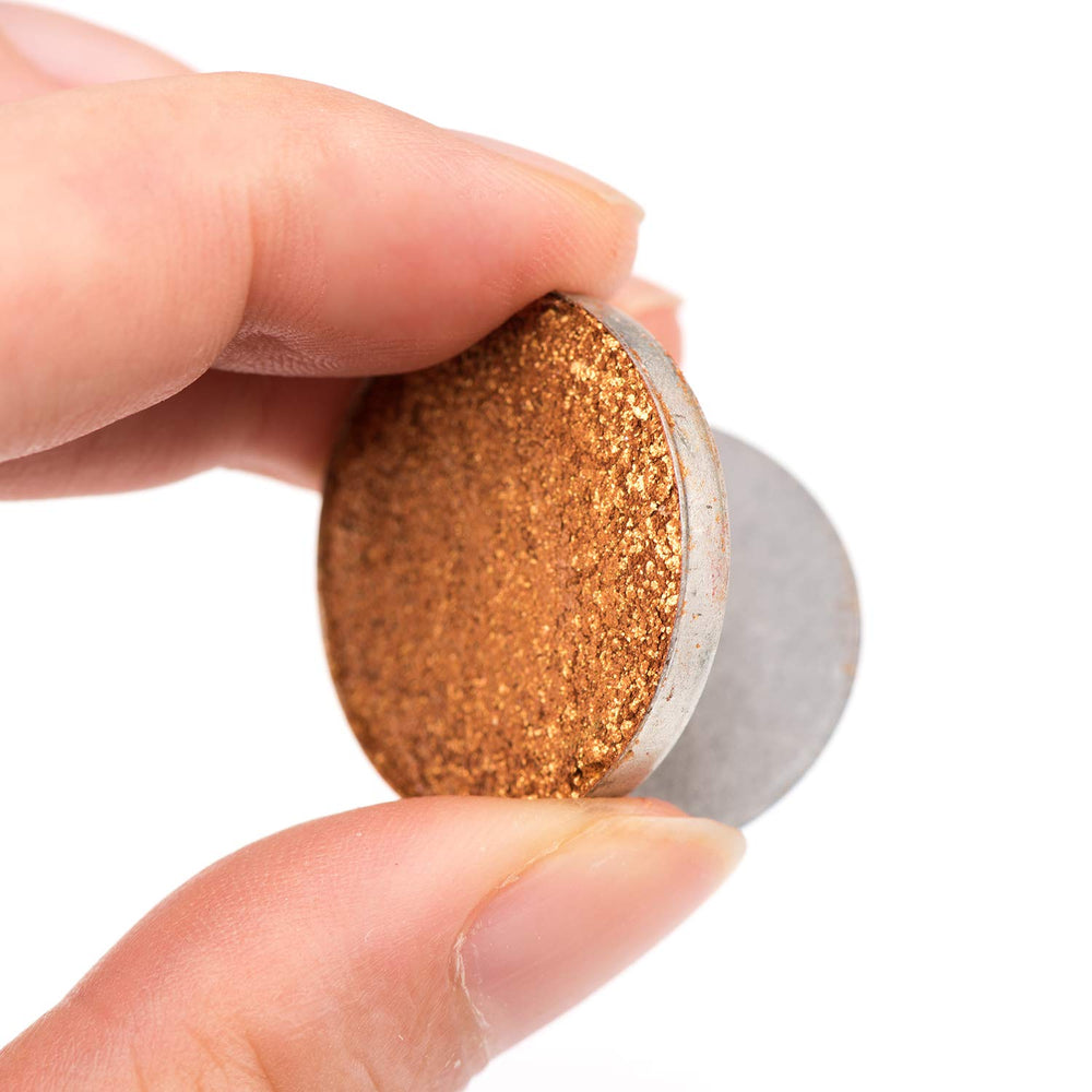 Allwon metal sticker attached to eyeshadow pan showing quick conversion benefit