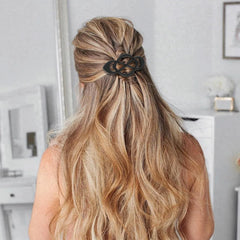 Amariver barrette in half-up hairstyle showing neat hold and everyday styling convenience