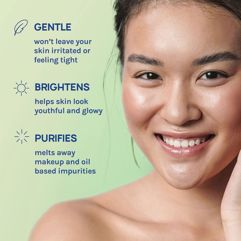AOA STUDIO vitamin E capsule detail highlighting nourishing antioxidant