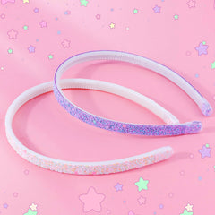 ARBEYOOU headband held in hand to show scale and flexible elastic fit