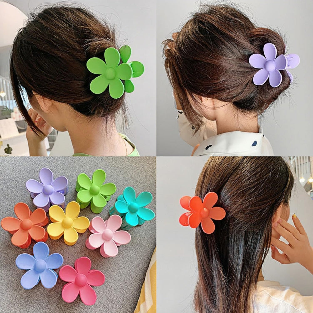 Arbogi clip securing a beach half-up hairstyle adding tropical flair and secure grip