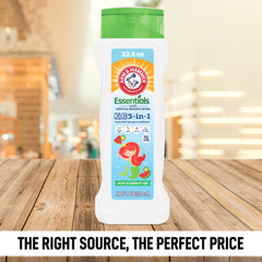 Arm & Hammer pump dispenser being pressed for easy bath time use
