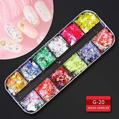 Artdone horse-eye sequins macro showing shape clarity and decorative impact