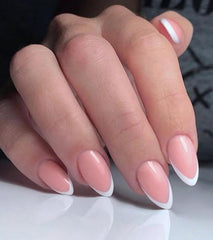 Artquee close-up of glossy tip texture highlighting durability and shine