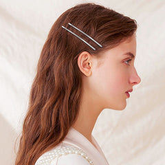 Aswewamt curved jumbo pin detail that follows head shape for secure hold