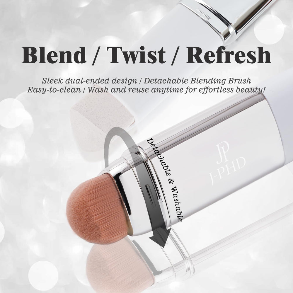 Aurovida product applied on hand demonstrating color change and natural match benefit