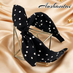 Aushamtai styled with vintage outfit shows how it complements retro looks