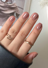 AutyaMee Chestnut N close-up of gel strip texture highlighting smooth flexible surface