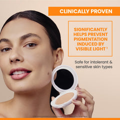 Avène compact interior mirror close-up, easy on-the-go reapplication benefit