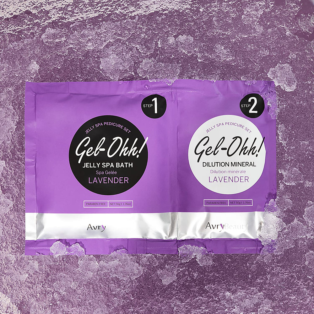 AVRYBEAUTY jelly pack held in hand to show size and easy placement into pedicure tubs