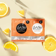 AvryBeauty hand holding packet to show size and convenient single-use salon-ready scale