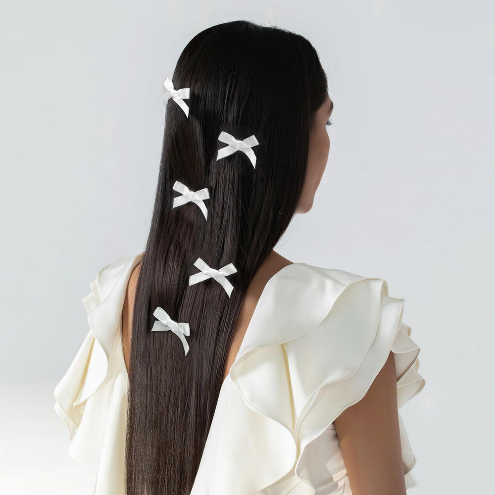 Ayesha alligator clip detail with no-slip grip for secure hold