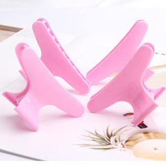 BAHABY clips holding hair while blow-drying for faster styling
