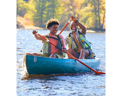 Banana Boat label close-up highlighting ceramides, aloe, and vitamin E benefits