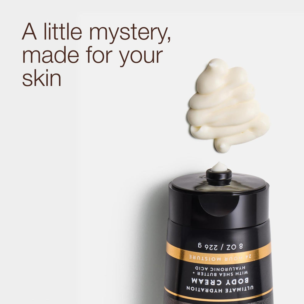 Bath & Body Works Noir texture close-up revealing rich cream for deep hydration