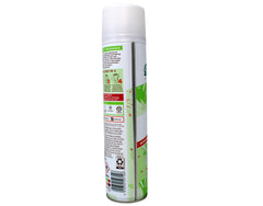 Batiste spray being applied at roots to absorb oil