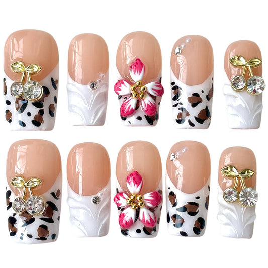 BByogooz front packaging showing full Velvet Jungle manicure set and benefit