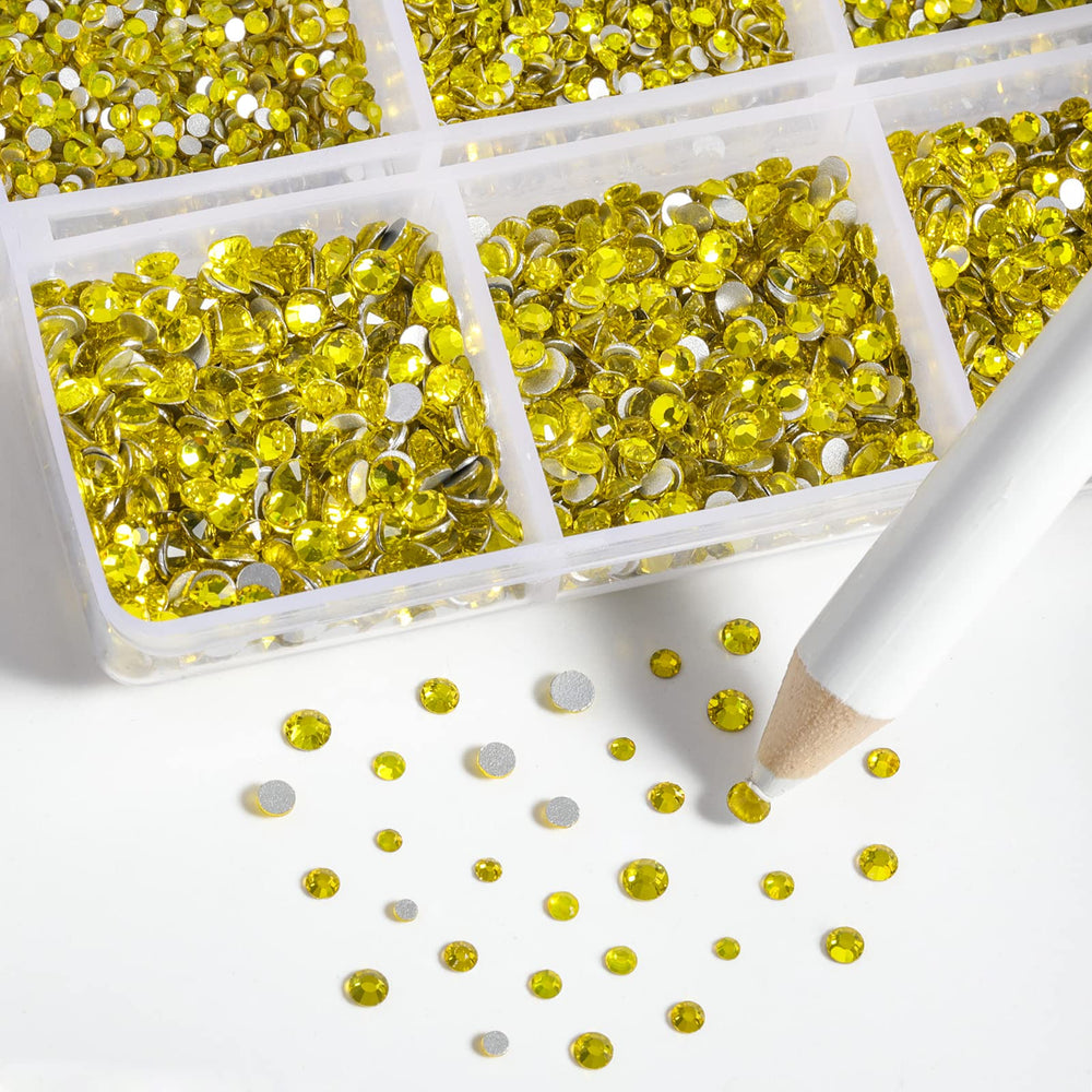 BEADSLAND close-up of faceted citrine rhinestone showing glass cut and sparkling finish