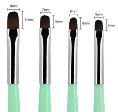 BEAUTÉ GALLERIA close-up of nylon brush head, precise tip for smooth gel work
