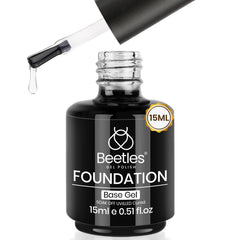 Beetles bottle front view showing brand and product for clear identification