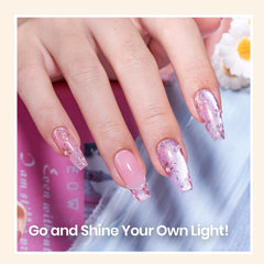 Beetles Gel Top Coat applied on finished nails showcasing chip-resistant shine benefit