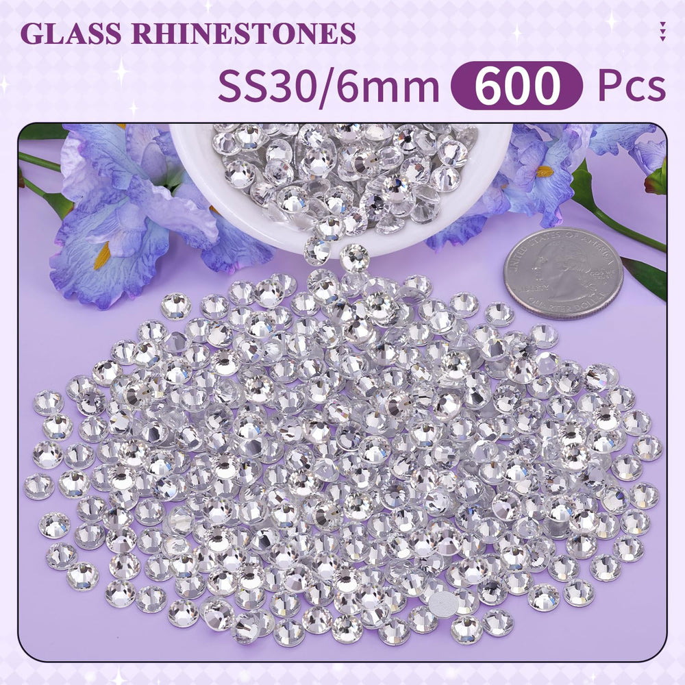 BELLEBOOST close-up of crystal facets highlighting bright glass sparkle