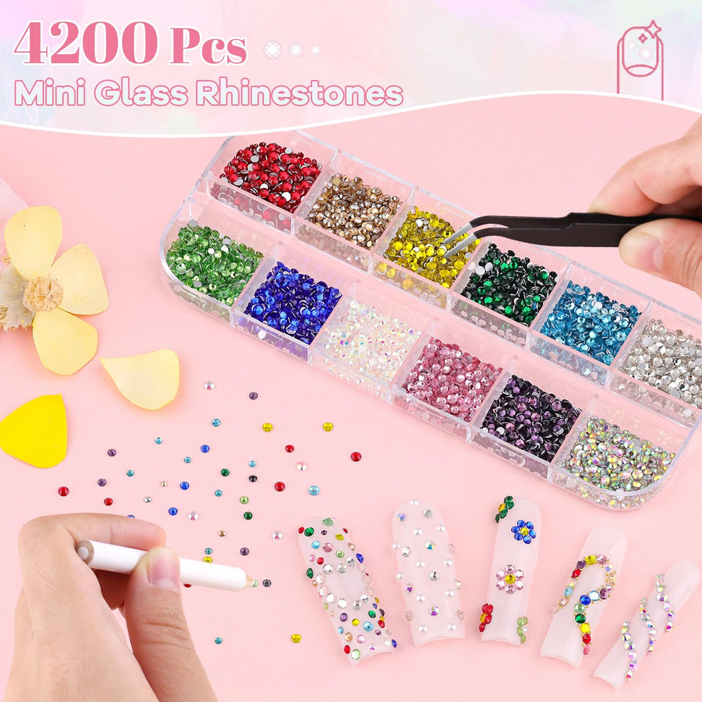 BELLEBOOST close-up of glass rhinestone surface highlighting smooth bright facets