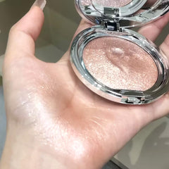 BestLand swatch on skin illustrating warm shimmer benefit: true-to-tone finish