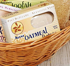 Betres oatmeal label close-up showing ingredient list for informed choices