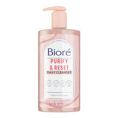 Bioré front packaging displaying product and branding for quick recognition and trust