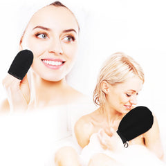 Boao mini face mitt in use for precise blending around ears and nose