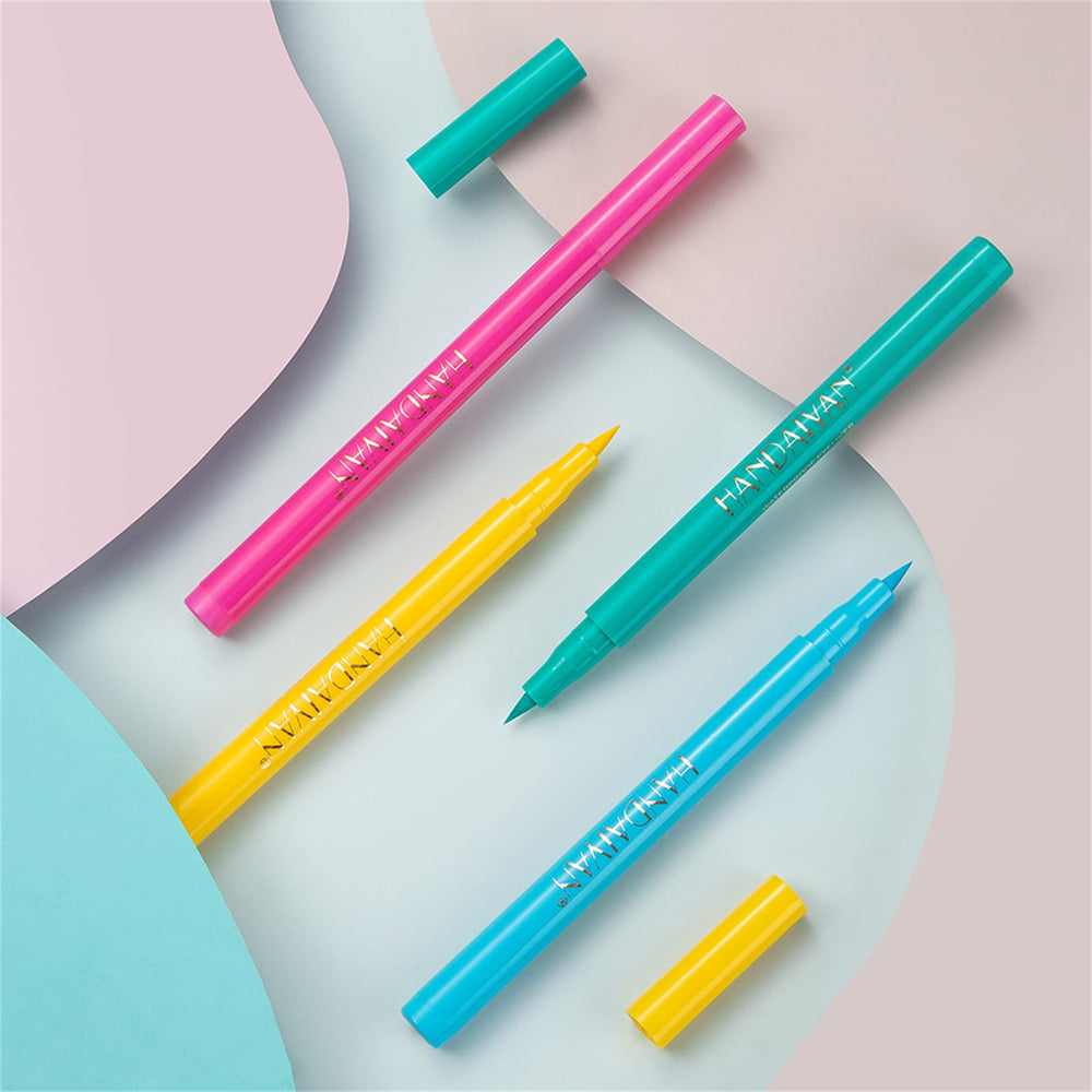 bonnie choice size scale in hand illustrating compact travel-friendly eyeliner kit