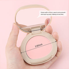Boobeen application demo on cheeks illustrating quick touch-up advantage