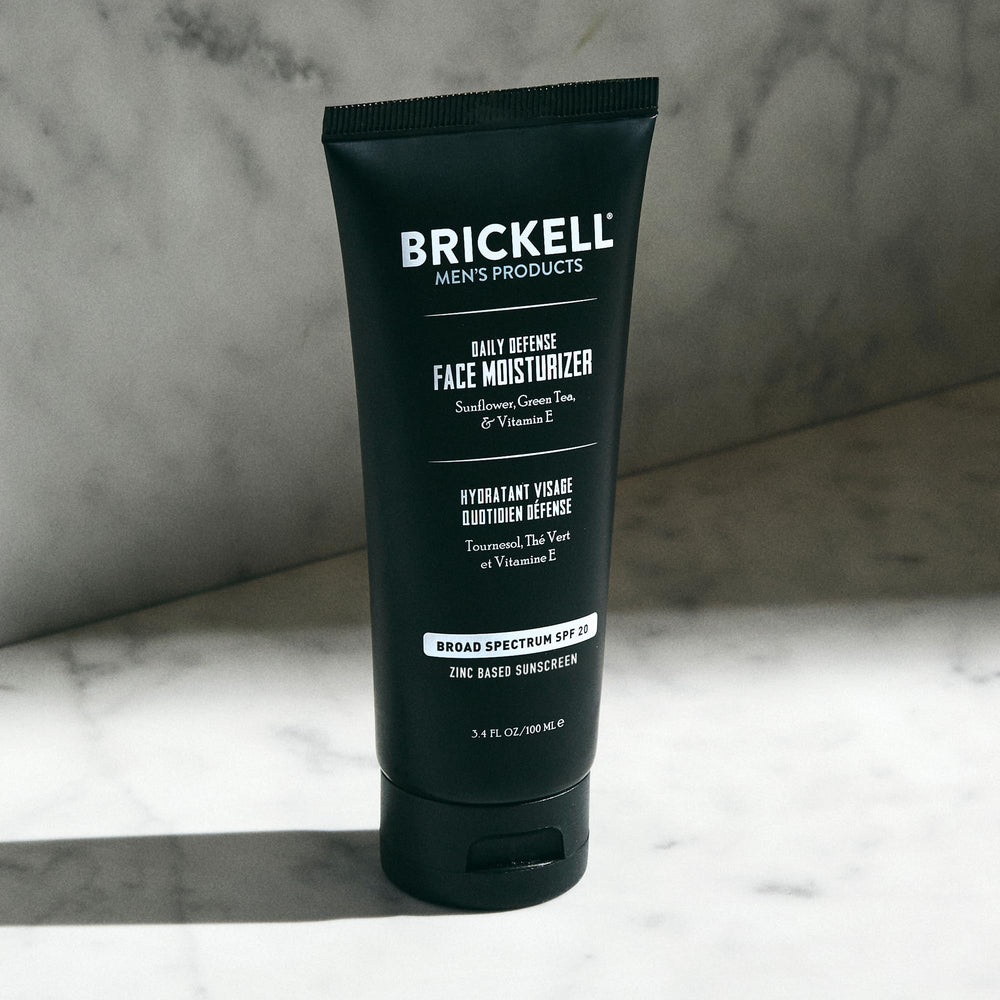 Brickell Men’s Products ingredient label highlighting zinc, aloe, green tea benefits