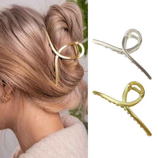 Brinie front view of gold clips showing polished finish and secure hold