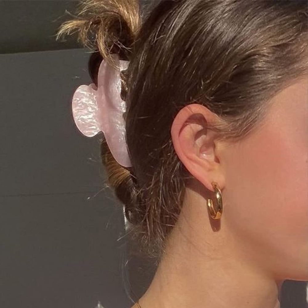 brinie clip worn in model hair half-up style for neat, stylish hold