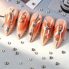 Brtavizvy scale comparison on finger showing size variety for versatile looks