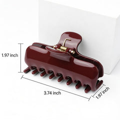 BUNLVDI clip held in hand showing medium-large size benefit