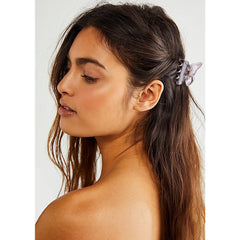 Canitor butterfly clip close-up texture highlighting acrylic surface and durable spring