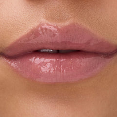 Catrice single shade rosé swatch emphasizing wearable color and glow