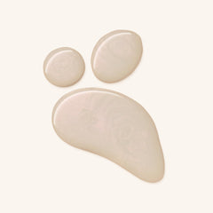Applying Catrice primer with fingers for quick hydration and instant radiance