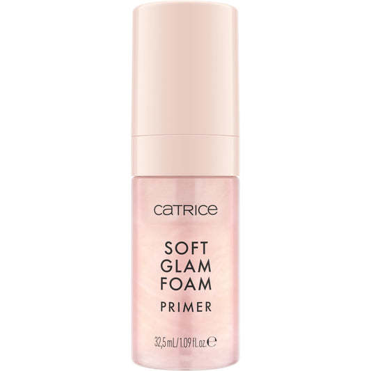 Catrice Cosmetic front bottle showing packaging and lightweight benefits