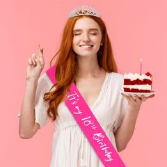 CAVETEE party table styling with crown and sash to inspire decoration ideas
