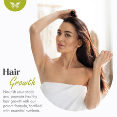 Celestial Psyché scalp massage demonstration promoting hydrated, balanced scalp