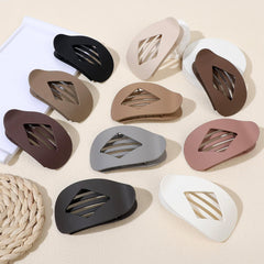 CHANDAT clip securing an updo in long hair for comfortable all-day wear