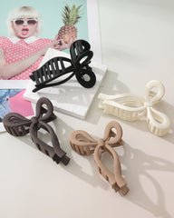CHLINS four clips laid out in beige black brown tan for outfit matching